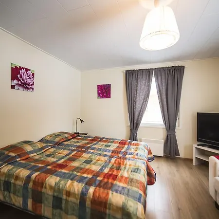 Holiday home Kymppi *